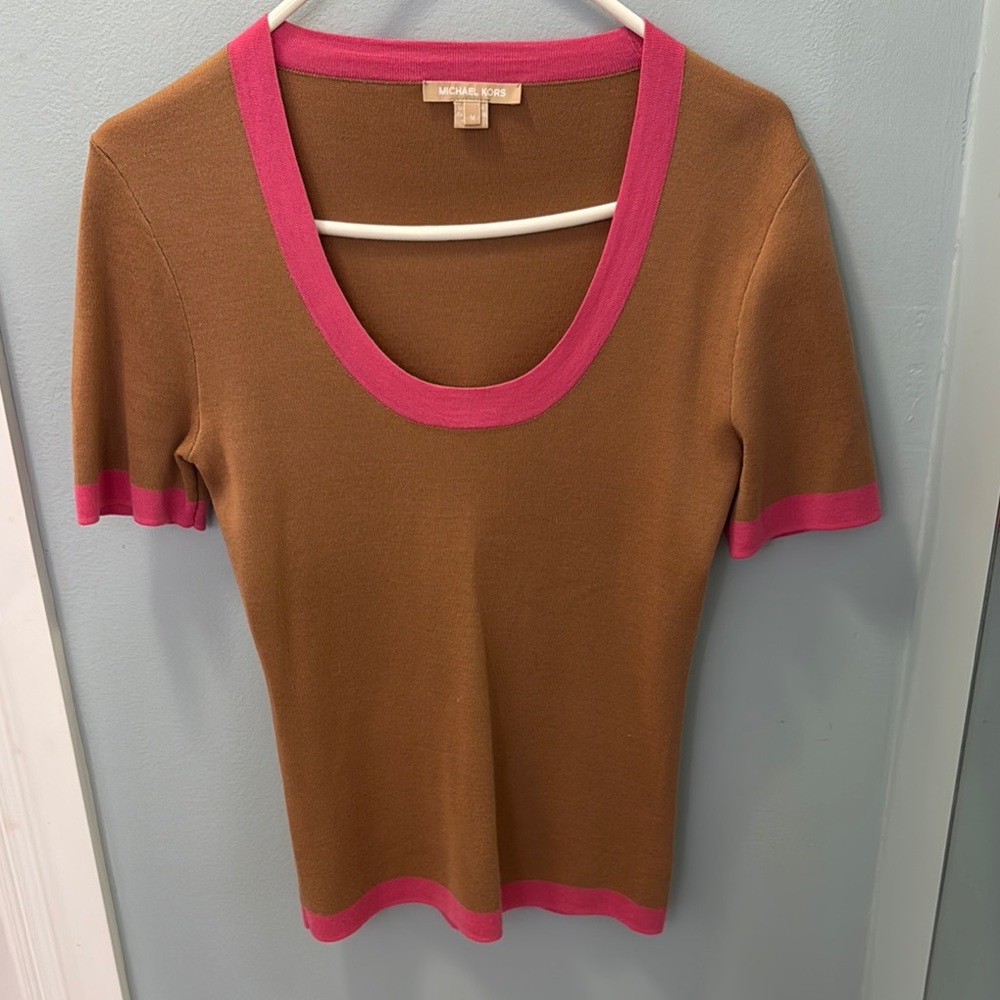 $5 For @janedoe1111 only!! 100% cashmere low-scoop in Suntan and PrettyPink (m)